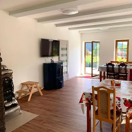 A Restaurace  Zlatý Strom 3* Jablonné v Podještědí